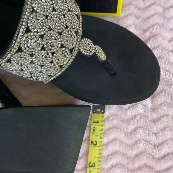 Yellow Box Premium Collection Oudry Silver Beaded Wedge - Picture 7 of 10